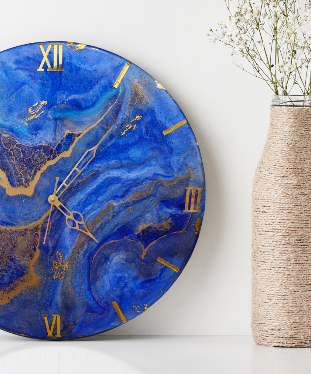AnahatKalaa – Royal Glow  Resin Wall Clock