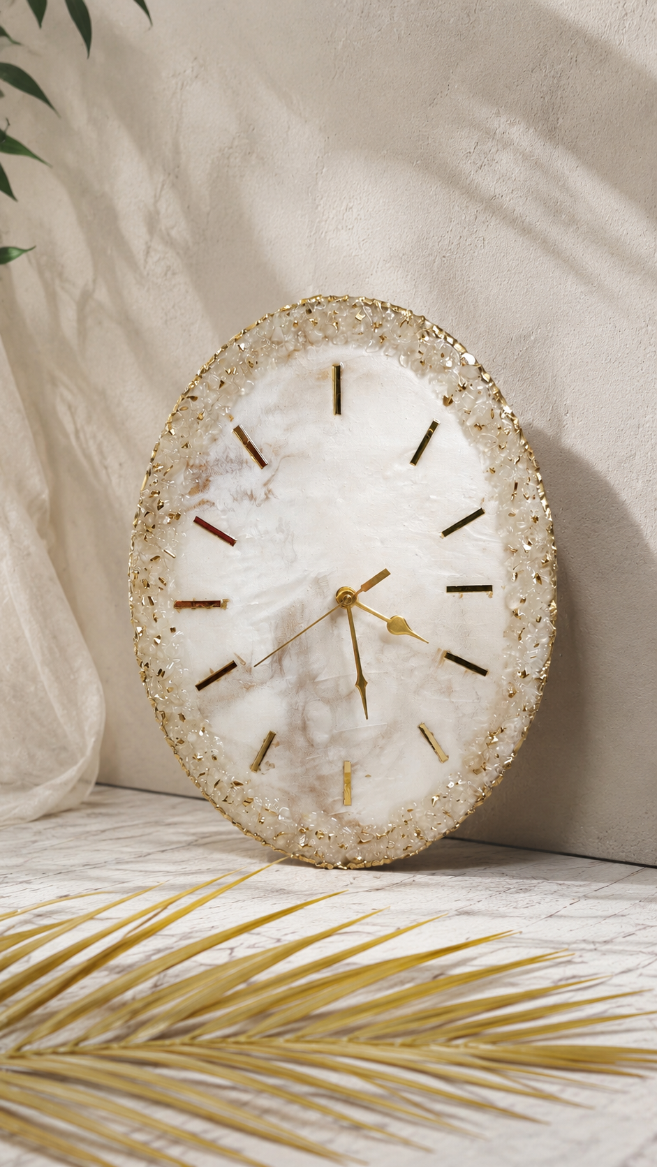 Pearl White & Gold Resin Wall Clock – Handmade Luxury Timepiece
